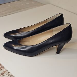 Elegant Black Women's Heels Size 7